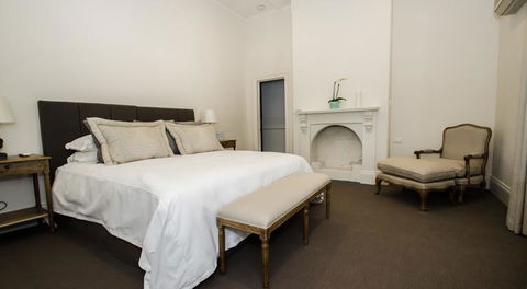 Pirathon Country Estate - Queensland Tourism 11