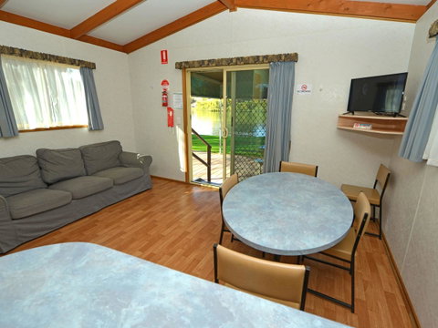 Echo Holiday Parks - Renmark - QLD Tourism 17