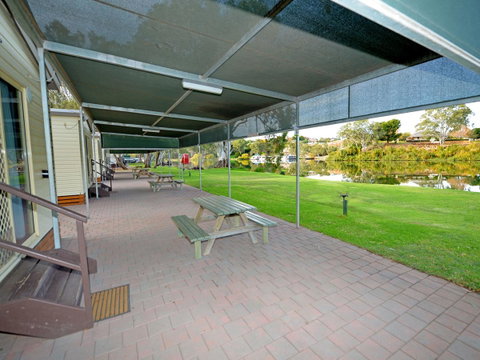 Echo Holiday Parks - Renmark - QLD Tourism 22
