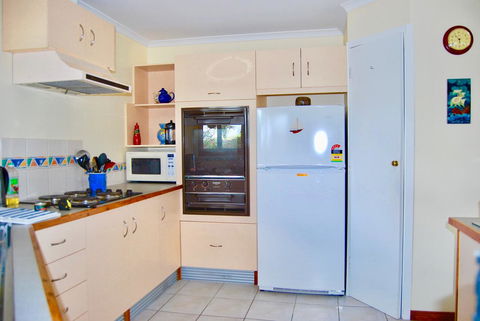 Annie\'s Balquhidder Cottage - QLD Tourism 5