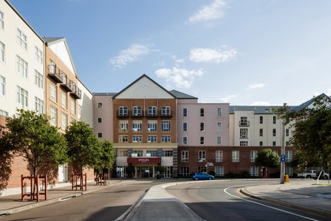 Rydges Newcastle - QLD Tourism 2