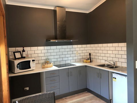 Amande Bed And Breakfast - QLD Tourism 2