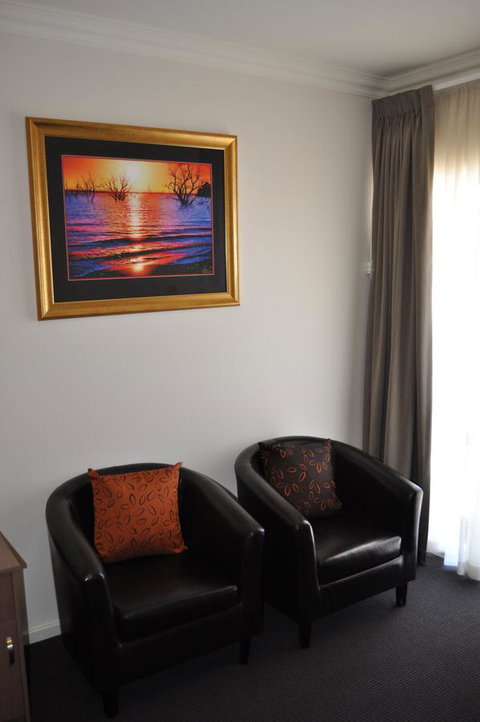 Augusta Courtyard Motel - QLD Tourism 3