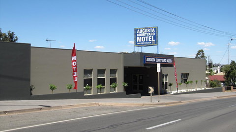 Augusta Courtyard Motel - QLD Tourism 6