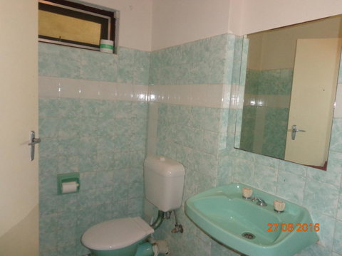 Adelaide Backpackers And Travellers Inn - Queensland Tourism 39