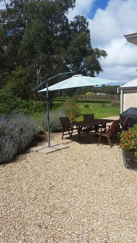 Peppermint Farm Cottage - QLD Tourism 0