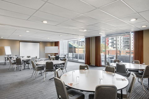 Adina Apartment Hotel Wollongong - Queensland Tourism 28