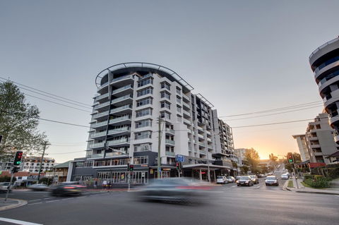 Adina Apartment Hotel Wollongong - Queensland Tourism 26