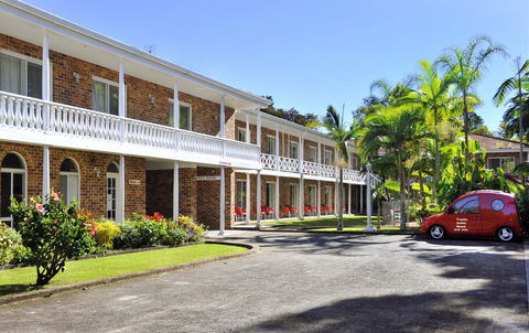 Aston Motel Yamba - QLD Tourism 7