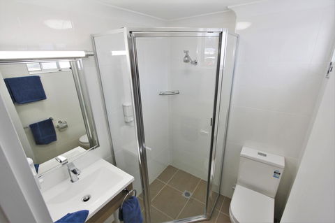 Aston Motel Yamba - QLD Tourism 38