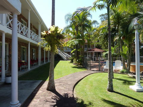 Aston Motel Yamba - QLD Tourism 4