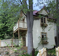 Aldgate Creek Cottage Bed and Breakfast - QLD Tourism