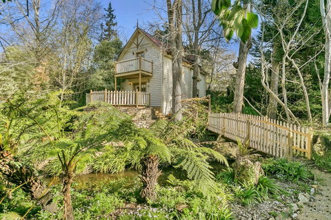 Aldgate Creek Cottage Bed And Breakfast - QLD Tourism 7