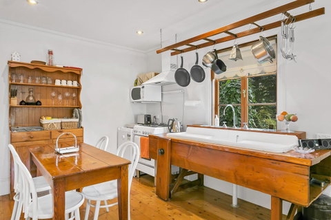 Aldgate Creek Cottage Bed And Breakfast - QLD Tourism 5