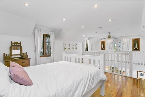 Aldgate Creek Cottage Bed And Breakfast - QLD Tourism 10