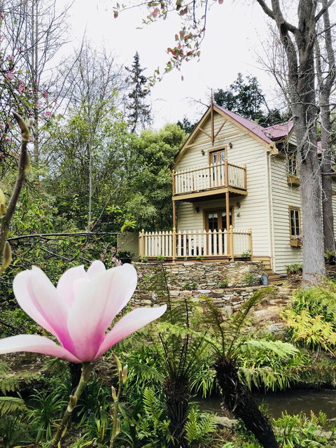 Aldgate Creek Cottage Bed And Breakfast - QLD Tourism 6