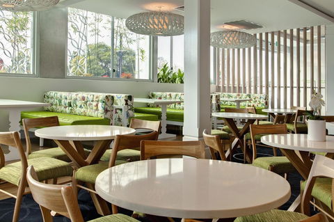 Walkers Arms Hotel - QLD Tourism 4