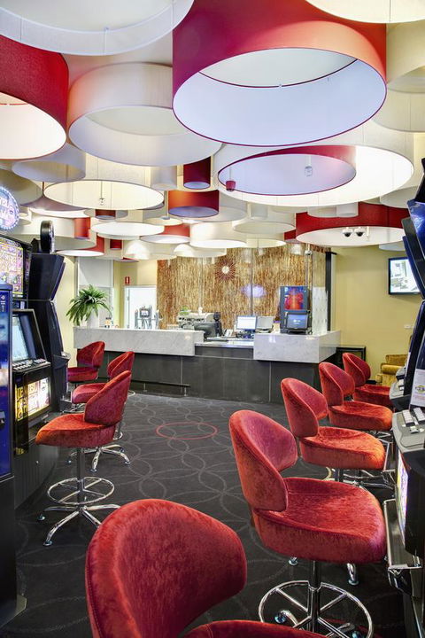Walkers Arms Hotel - QLD Tourism 6