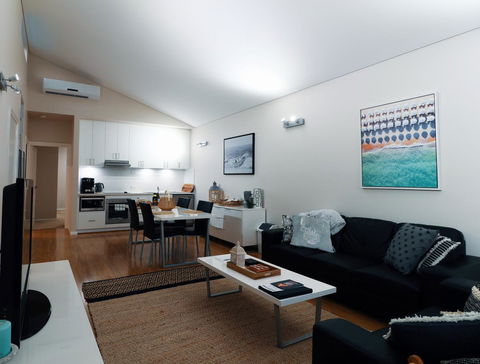 Villa Sedici @ Cape Villas Dunsborough - QLD Tourism 0