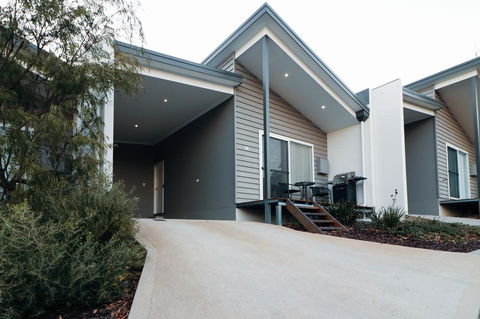 Villa Sedici @ Cape Villas Dunsborough - QLD Tourism 15