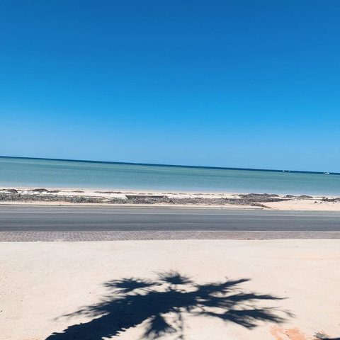 Bay Lodge - QLD Tourism 12