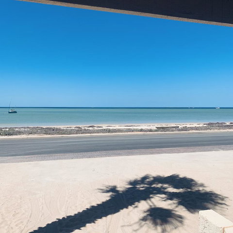 Bay Lodge - QLD Tourism 10
