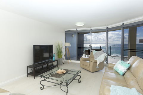 Sevan Apartments Forster - QLD Tourism 9