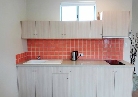 Sea & Soul Beachside Apartments - QLD Tourism 3