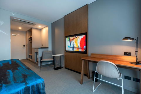 The Adnate Perth - Art Series - QLD Tourism 12