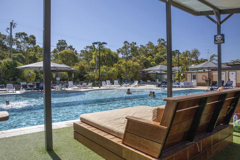 Karrinyup Waters Resort - Queensland Tourism 8