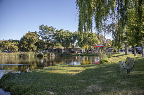 Karrinyup Waters Resort - Queensland Tourism 40