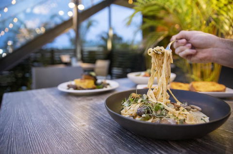 Karrinyup Waters Resort - Queensland Tourism 7