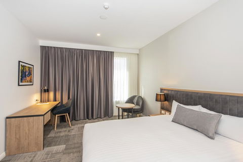 Ingot Hotel Perth, Ascend Hotel Collection - Queensland Tourism 3