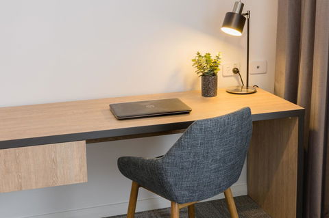 Ingot Hotel Perth, Ascend Hotel Collection - Queensland Tourism 1