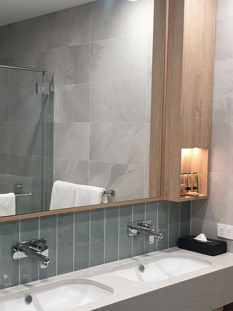 Ingot Hotel Perth, Ascend Hotel Collection - Queensland Tourism 8