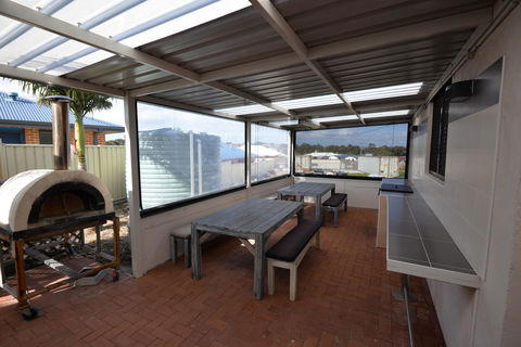 Country Comfort Amity Motel - QLD Tourism 13