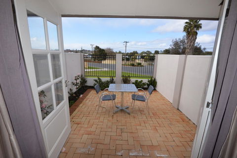Country Comfort Amity Motel - QLD Tourism 29