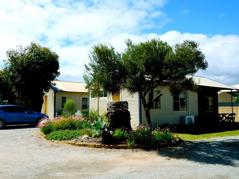 Lazy Lobster Holiday Units & Chalets - Queensland Tourism 20