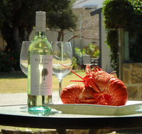 Lazy Lobster Holiday Units  Chalets - Queensland Tourism