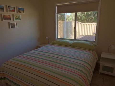Lazy Lobster Holiday Units & Chalets - Queensland Tourism 25