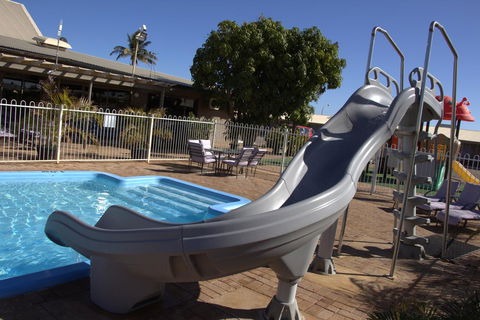 Carnarvon Motel - Queensland Tourism 19