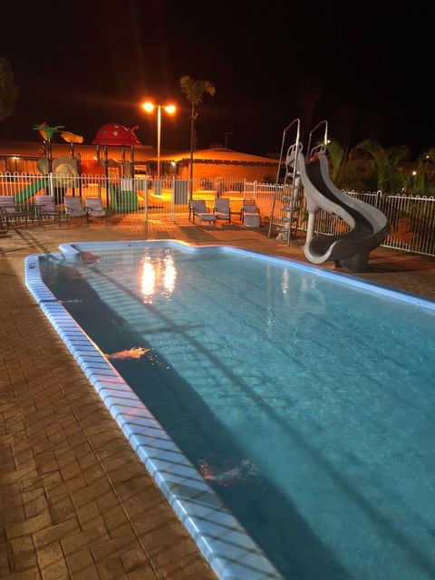 Carnarvon Motel - Queensland Tourism 11