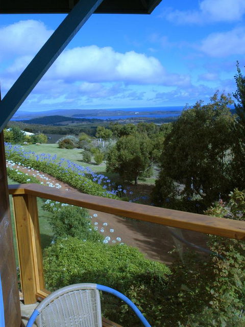 Chimes Spa Retreat - QLD Tourism 36