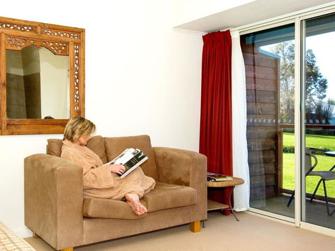 Chimes Spa Retreat - QLD Tourism 37