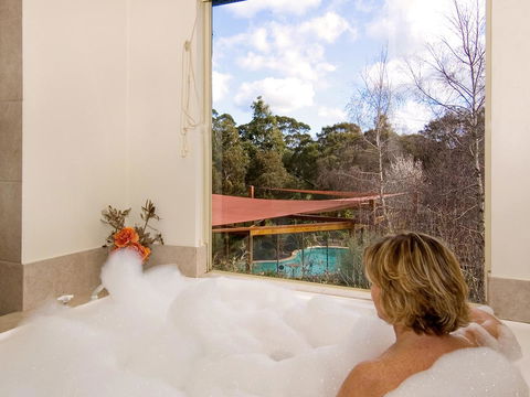 Chimes Spa Retreat - QLD Tourism 41