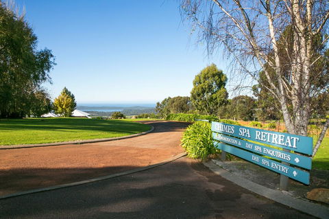 Chimes Spa Retreat - QLD Tourism 29