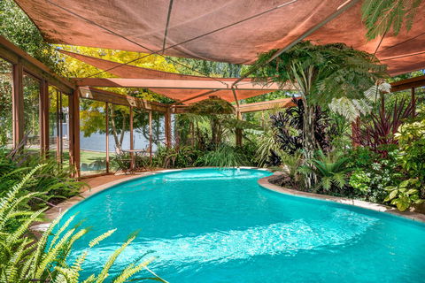 Chimes Spa Retreat - QLD Tourism 0
