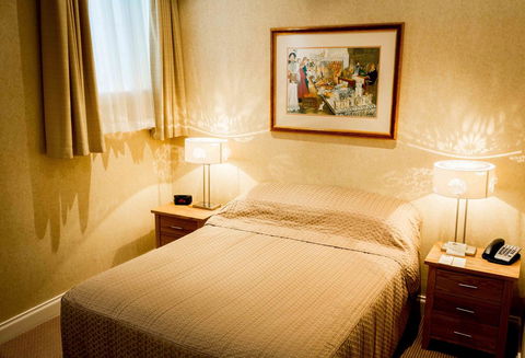 European Hotel - Queensland Tourism 27