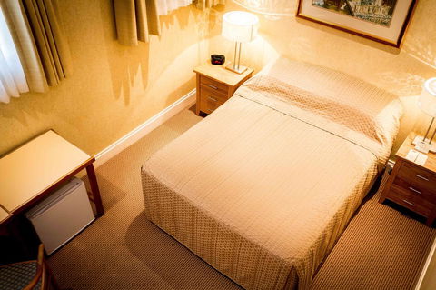 European Hotel - Queensland Tourism 28