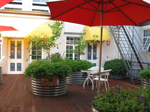 European Hotel - Queensland Tourism 7